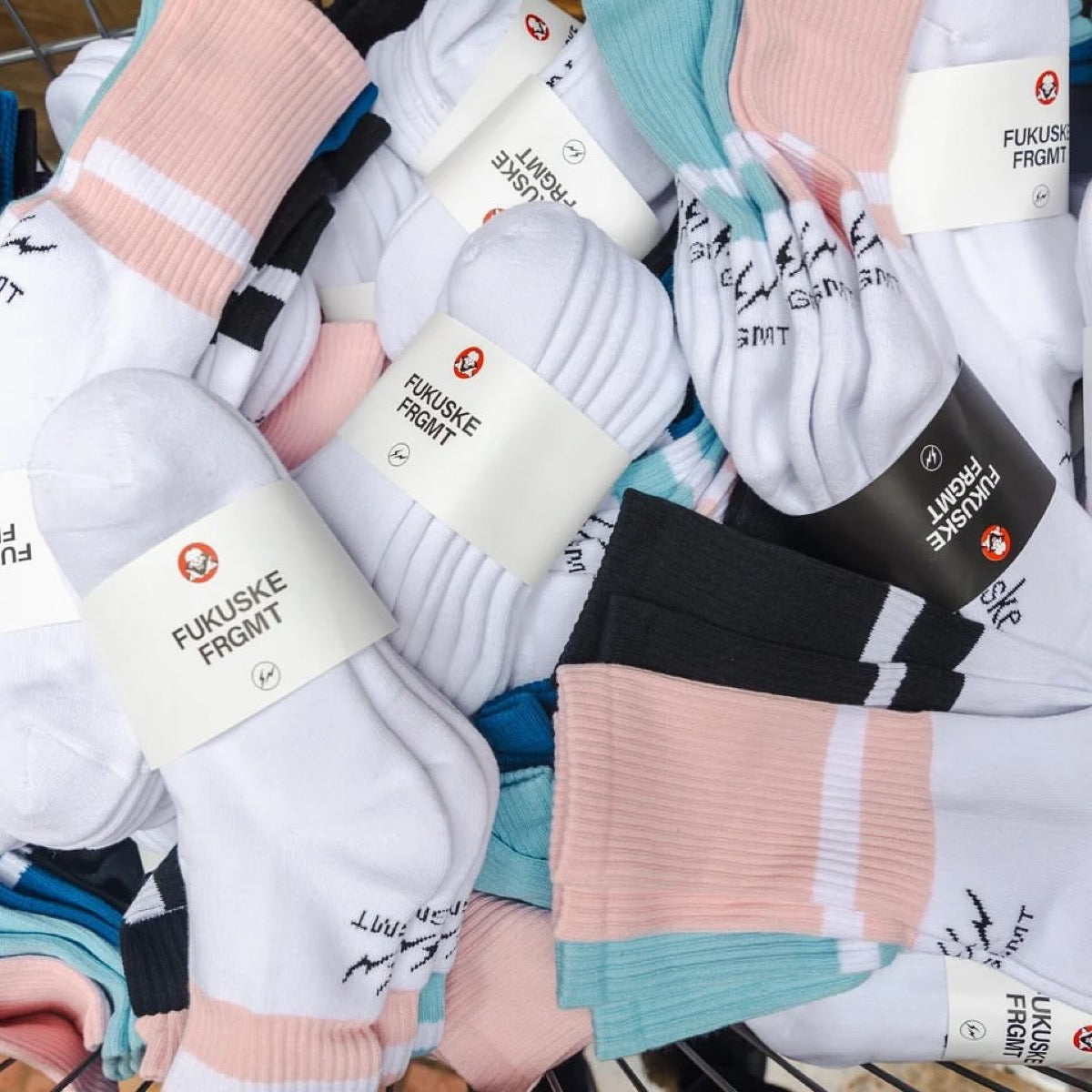 Fragment × 福助 Socks s-l400.jpg
