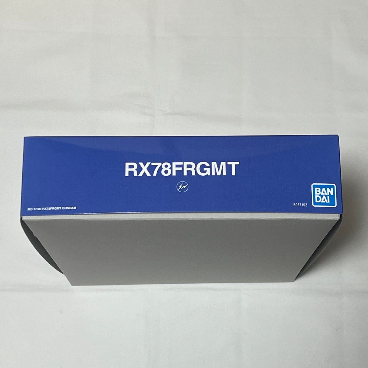 V.A. TOKYO x fragment design x GUNDAM45FRGMT MG 1/100 V.A. TOKYO x fragment design x GUNDAM45FRGMT MG 1/100