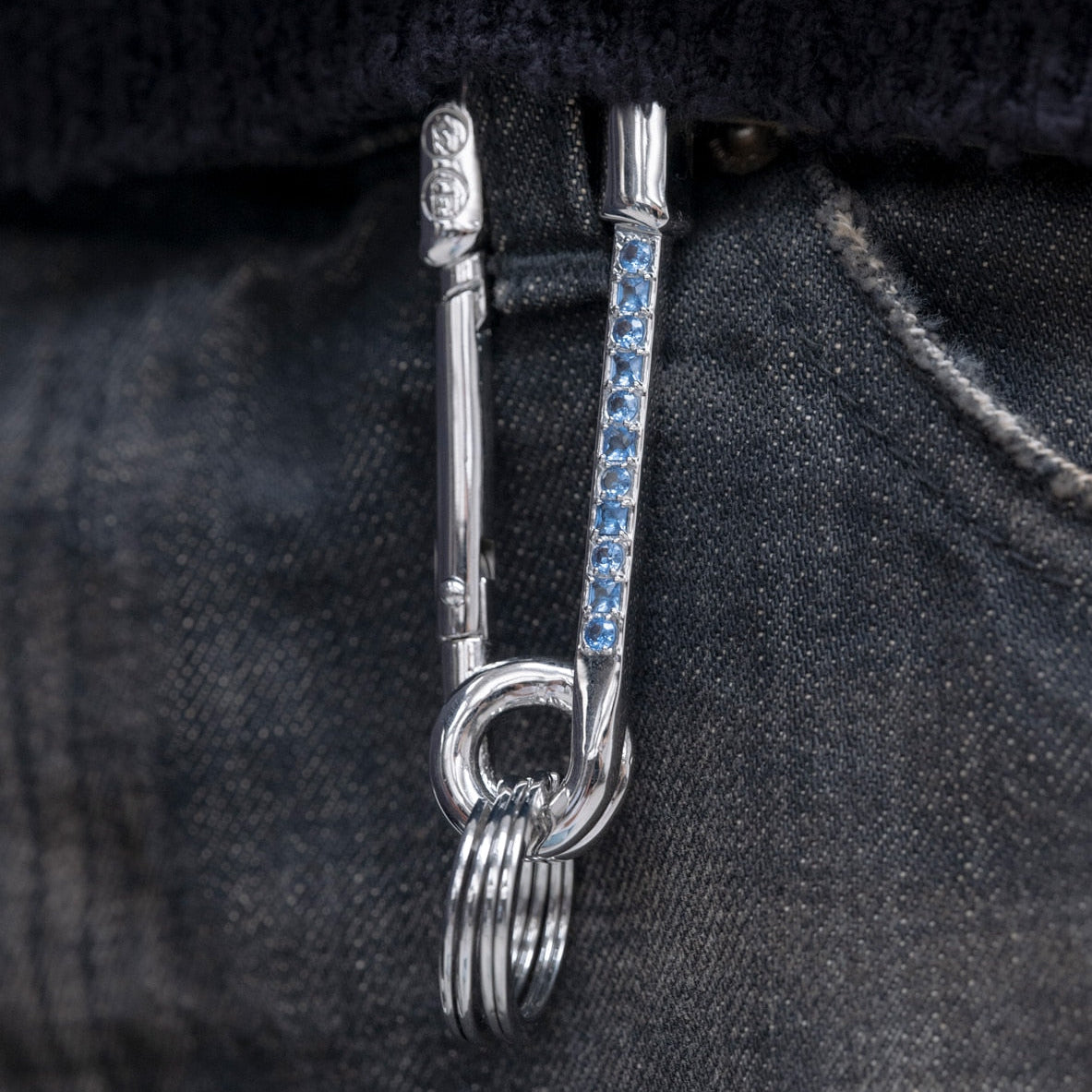 新品 uniform experiment ZIRCONIA CARABINER uniform experiment 26A/W SAFETYPIN ZIRCONIA CARABINER [ UE-262073