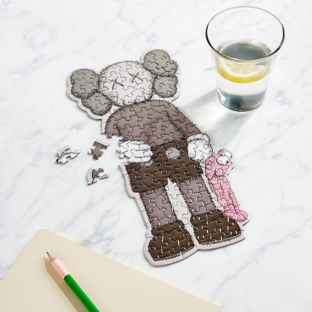 KAWS SHARE Brown ⭐︎早い者勝ち⭐︎お値下げ中⭐︎ BROWN KAWS SHARE brown