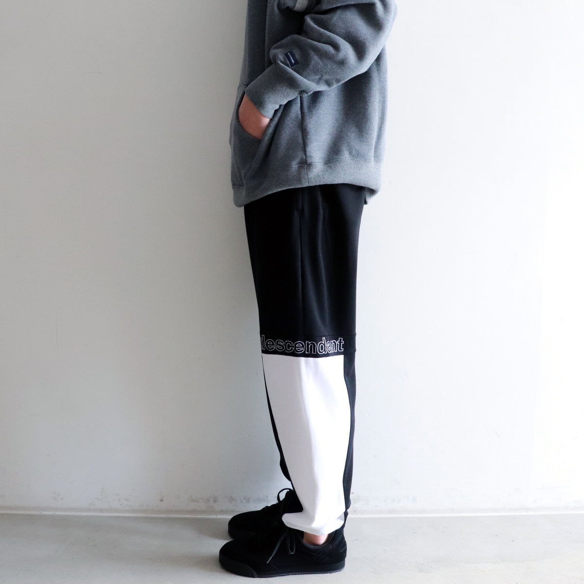 DESCENDANT TERRACE NYLON TROUSERS size2 - ワークパンツ/カーゴパンツ