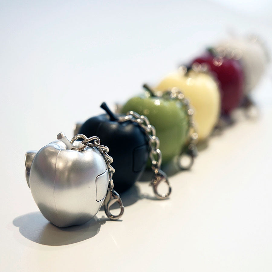 新着商品 UNDERCOVER x UCP9K01 [ KEYCHAIN LIGHT GILAPPLE TOY MEDICOM 小物・アクセサリー