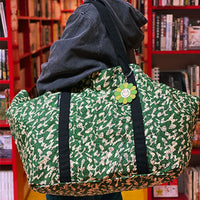 MURAKAMI TAKASHI kaikai kiki Predator Camo Tote Bag ( with rubber keychain )
