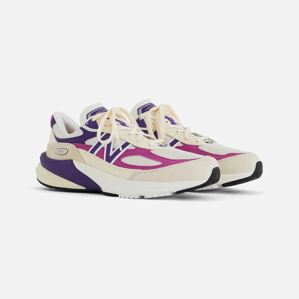 New Balance 990V6 