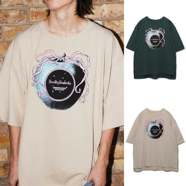 UNDERCOVER x DOROTHY HENDRICKS GILAPPLE CLOCK TEE cotwo