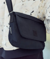 DAIWA D-VEC x Manhattan Portage BLACK LABEL IRVING MESSENGER BAG FISH NETS NYLON