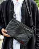 COMME des GARCONS HOMME x BRIEFING CHECKERED REVERSIBLE SACOCHE [ HR-K209-051 ]