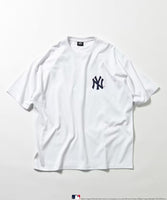 FREAK'S STORE x MLB Back Print 'DARUMA' Crew Neck T-Shirt