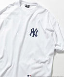 FREAK'S STORE x MLB Back Print 'DARUMA' Crew Neck T-Shirt