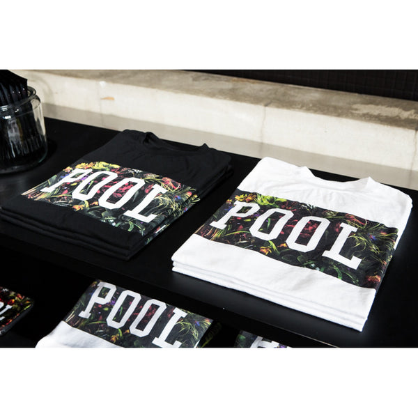 the POOL aoyama AMKK PROJECT FLOWER HIGHLIGHT POOL TEE
