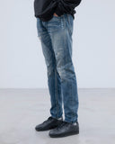 [ Pre-order ] uniform experiment 26A/W DAMAGED DENIM TAPERED-FIT JEANS [ UE-262027 ]