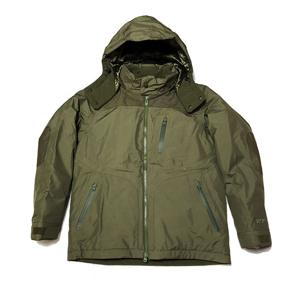 the POOL aoyama x White Mountaineering Gore-Tex WAX COTTON HOODED DOWN JACKET